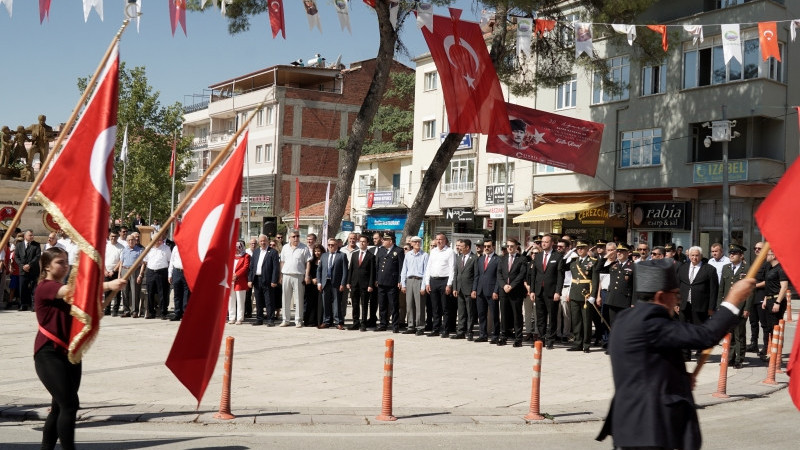 Çivril'de Zafer Bayramı Coşku ve Gururla Kutlandı