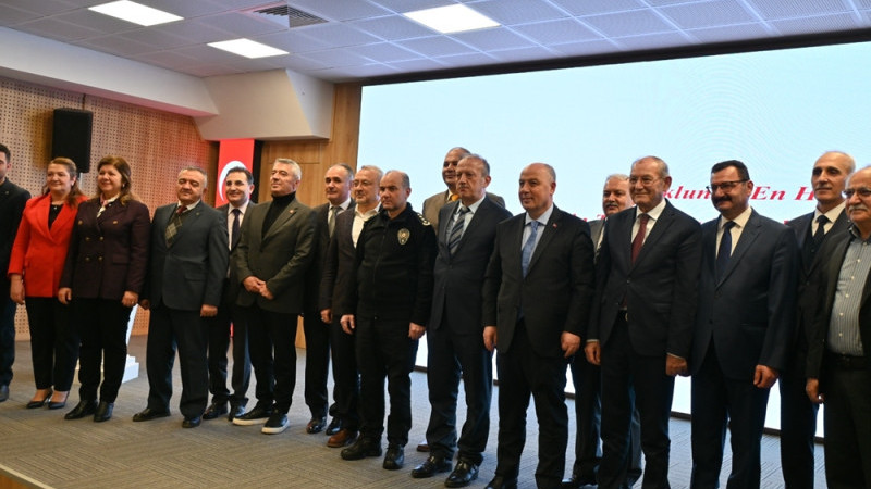 Altın Ok ödülü Çivrilli Öğretmene Verildi