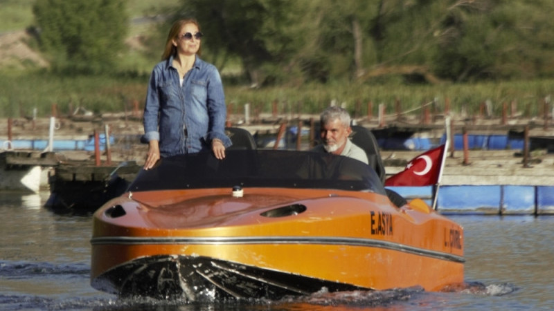 Çivril'de Nilüferler Arasında Spor Araba ile Nilüfer ve Doğa Gezisi
