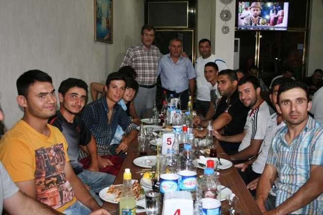 FUTBOLCULAR VE YÖNETİM İFTARDA BULUŞTU