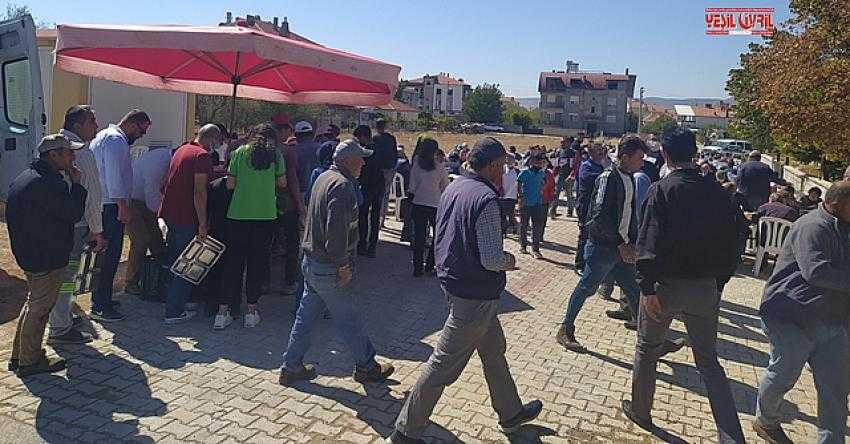 ACIGARA EŞİ İÇİN MEVLİT OKUTTU
