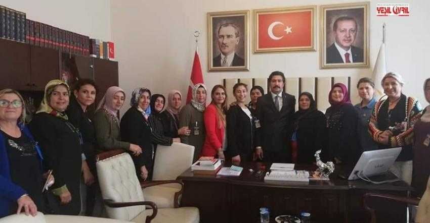 AK PARTİ KADIN KOLLARI CAHİT ÖZKAN’I YALNIZ BIRAKMADI