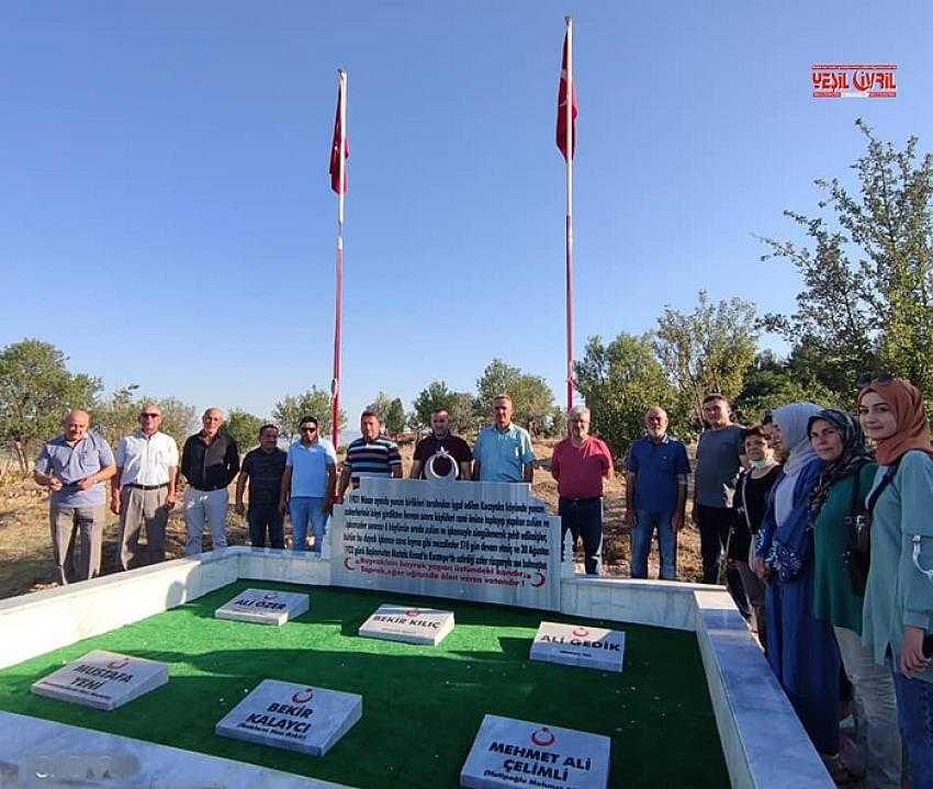 ŞEHİTLİĞİ ZİYARET EDİP DUA ETTİLER