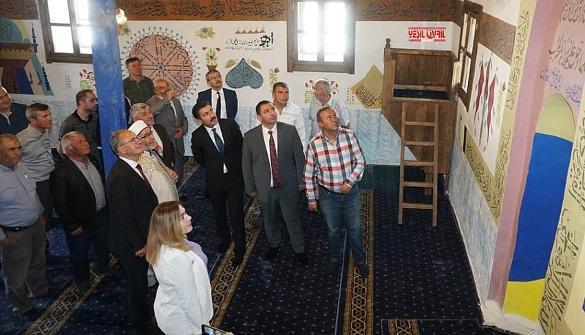 TARİHİ BAYAT CAMİ AÇILDI