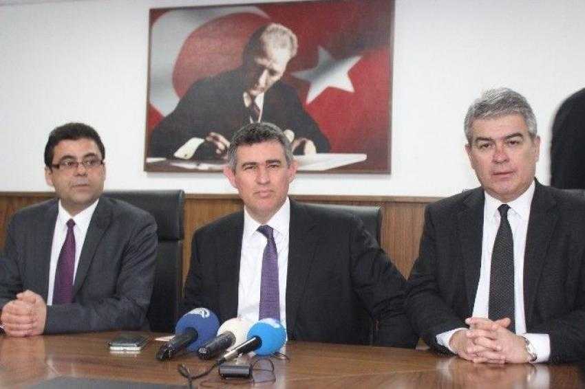 ADD VE CHP ANAYASA KONFERANSI DÜZENLEDİ