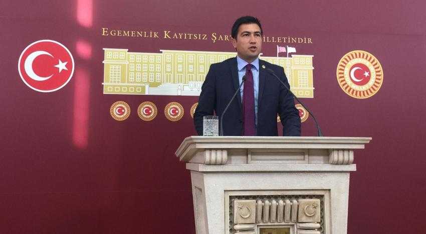 AKİF’İ SATIR SATIR OKUMAMIZ GEREKİYOR