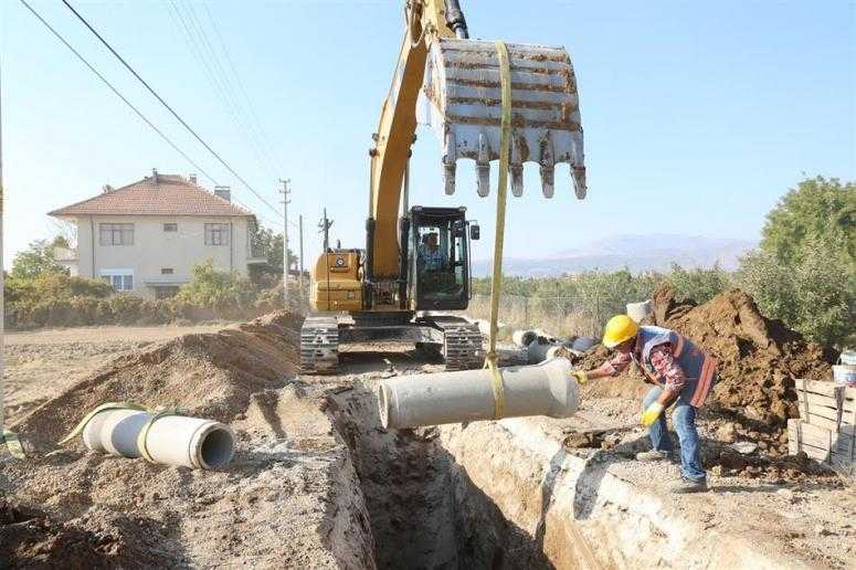EMİRCİK MAHALLESİNE MODERN ALT YAPI