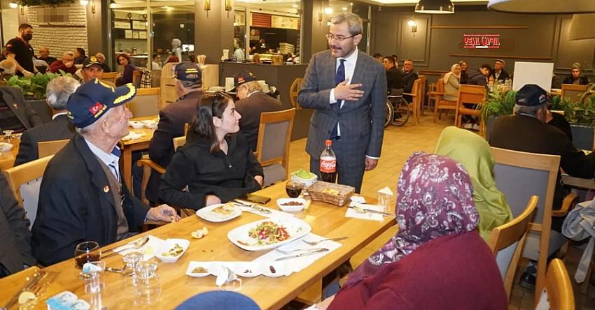 ŞEHİT AİLELERİ VE GAZİLER İFTARDA BİR ARAYA GELDİ