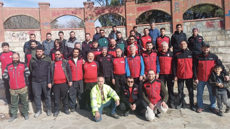 İHH ÇİVRİL'DE 50 GÖNÜLLÜYE ARAMA KURTARMA EĞİTİMİ VERDİ 