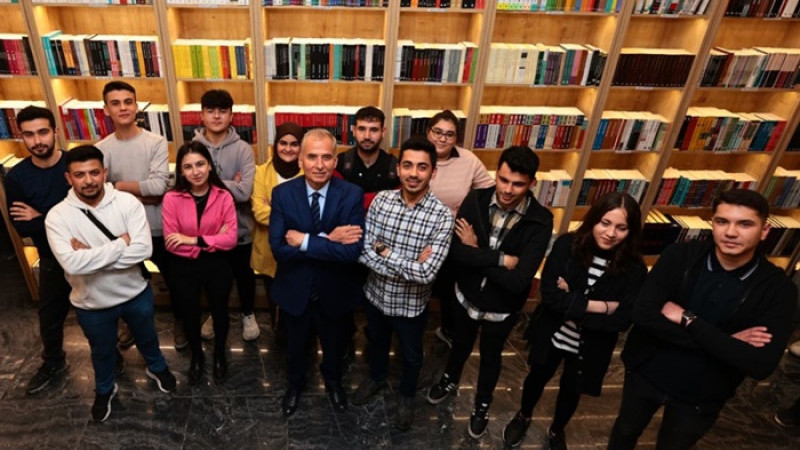 GENÇLER BİZİM GELECEĞİMİZ, GÖZBEBEĞİMİZ