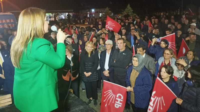 CUMHURİYET HALK PARTİSİNDEN GÜRPINAR'DA GÖVDE GÖSTERİSİ