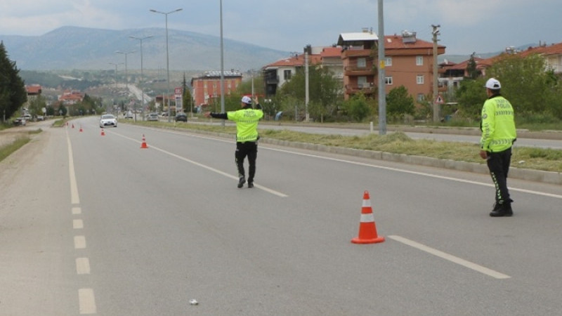 BU YOLDA SANA ÇOK GÜVENİYORUZ