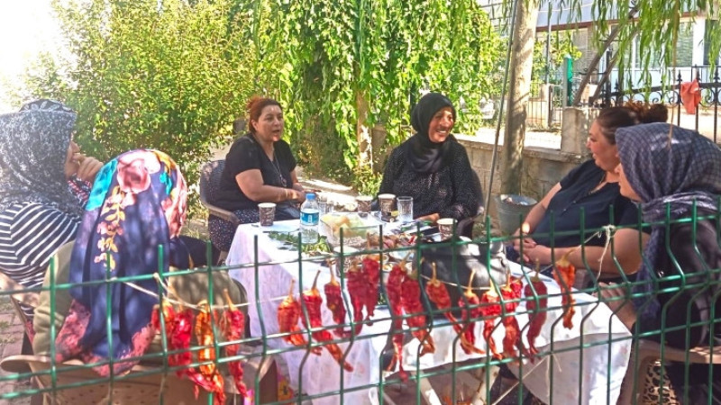 AKPINARI GÜZELLEŞTİRMEK KADINLARIN ELİNDE