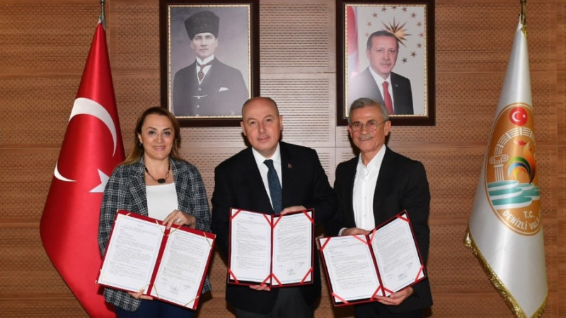 HAYIRSEVER, MAHALLESİNE YENİ SAĞLIK OCAĞI YAPTIRACAK