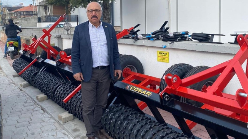 BÜYÜKŞEHİR’İN ÇİFTÇİLERE DESTEĞİ DEVAM EDİYOR