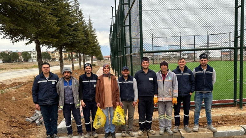 MUHTAR ADAYI BELEDİYE ÇALIŞANLARINA TEŞEKKÜR ETTİ