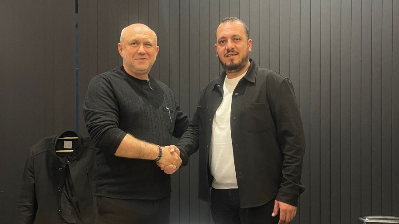 ÇİVRİL’DE MEMİŞ SARIÇAM GİTTİ TUĞRUL METİN GELDİ