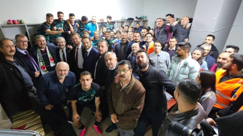 YEŞİL ÇİVRİL BELEDİYESPOR SÖKESPORU 85'TE YIKTI