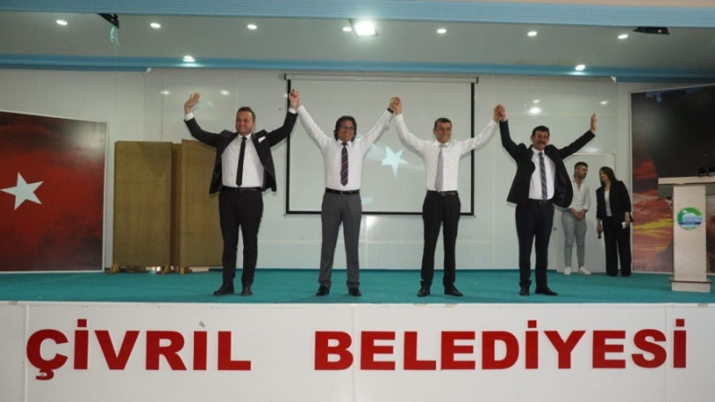 BÜYÜKŞEHİR BELEDİYE BAŞKANININ DA KATILDIĞI BAYRAMLAŞMA YAPILDI