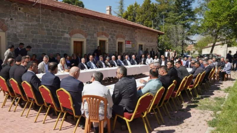 ÇİVRİL'DE BAYRAMLAŞMA PROGRAMI DÜZENLENDİ