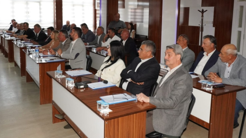 AK PARTİLİ MECLİS ÜYESİNDEN 'OLMAYACAK' TALEP