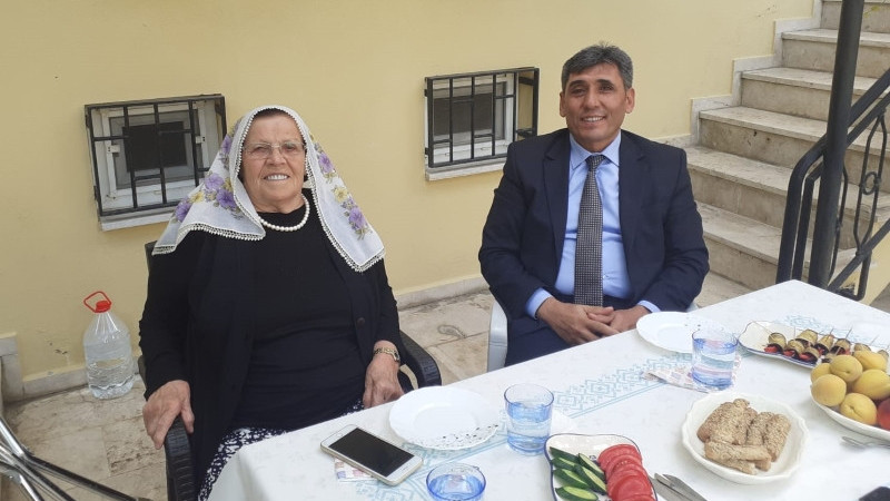 MÜDÜR HAYIRSEVER KAMEROĞLU'NU ZİYARET ETTİ