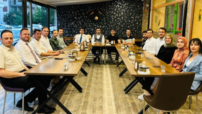 GÖREV YERİ DEĞİŞEN HAKİM VE SAVCILAR ÇİVRİL'E VEDA ETTİ