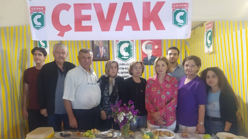 ÇEVAK ÇİVRİLLİ ÖĞRENCİLER İÇİN STANT AÇTI