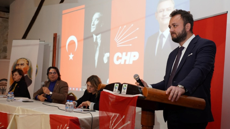 ÖDEDİĞİMİZ BORÇLAR İLE 30 MAHALLENİN YOLU YAPILIRDI