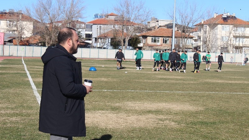 YEŞİL ÇİVRİL BELEDİYESPOR’DA HEDEF 3.LİG