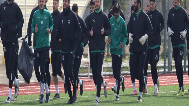 YEŞİL ÇİVRİL BELEDİYESPOR BALÇOVA MAÇINA HAZIRLANIYOR