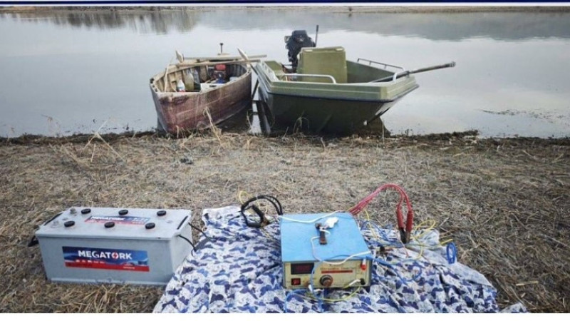 ELEKTRİK DÜZENEĞİ İLE AVLANIYORLARDI JANDARMA SUÇÜSTÜ YAKALADI