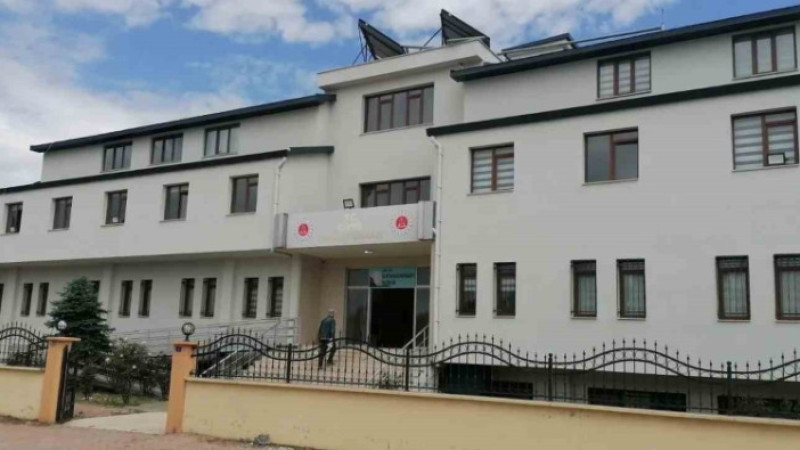 ÇİVRİL'DE GÖREV YAPAN SAVCIYI HEDEF GÖSTEREN ŞAHIS TUTUKLANDI