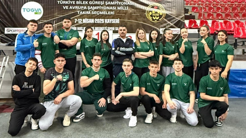 BİLEK GÜREŞİ MİLLİ TAKIMINA 7 ÇİVRİLLİ SPORCU