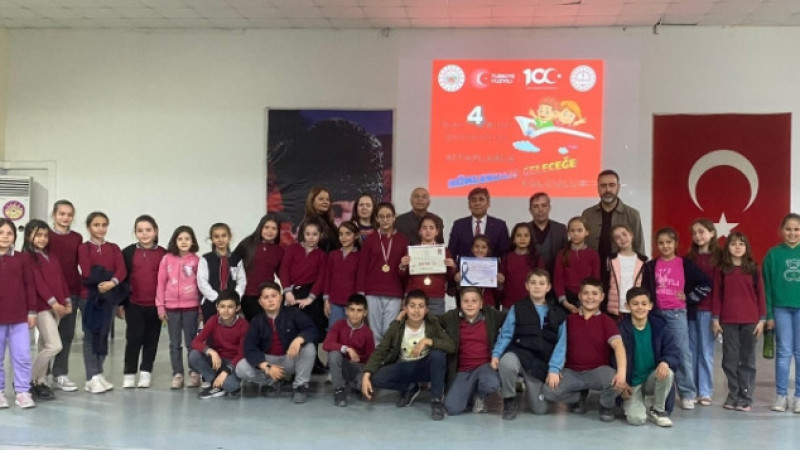 ÇİVRİL’DE 'KÖKLERDEN GELECEĞE YOLCULUK' BİLGİ YARIŞMASI YAPILDI