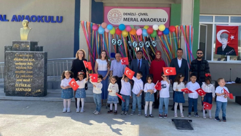 MERAL ANAOKULU ÖĞRENCİLERİ 23 NİSAN BAYRAMINI KUTLADI