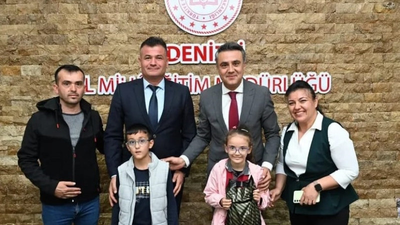 ÇİVRİLLİ ÖĞRENCİ YAPTIĞI RESİMLE İL BİRİNCİSİ OLDU