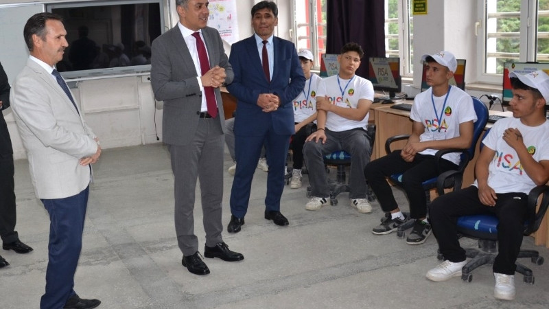 İL MİLLİ EĞİTİM MÜDÜRÜ ÇİVRİL’DE İNCELEMELERDE BULUNDU
