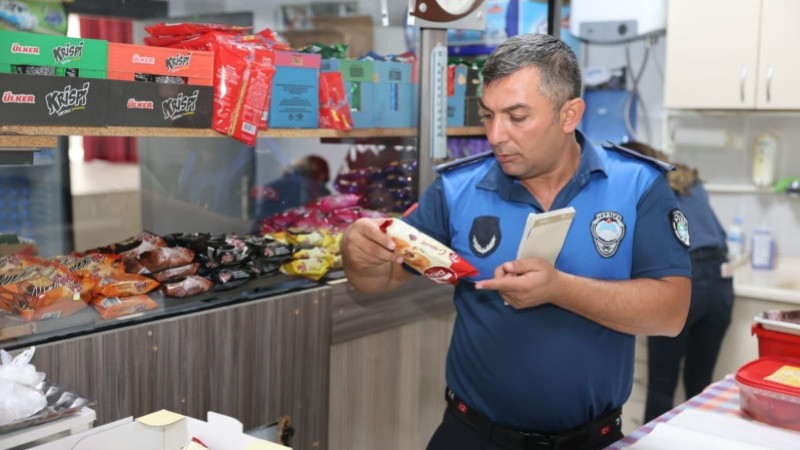 Çivril'de Zabıta Okul Kantinlerini Denetledi