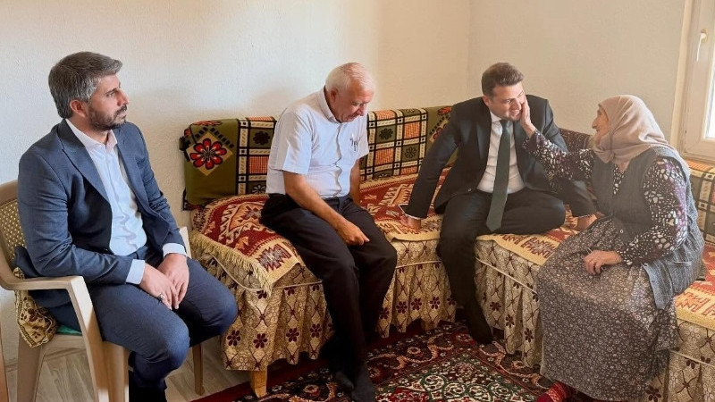 Kaymakam Yaşlılar Haftasında Ev Ziyaretleri ile Gönül Aldı