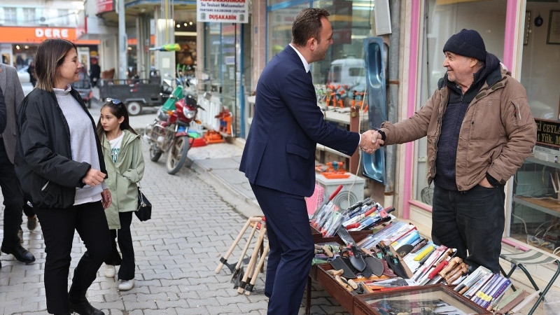 Başkan Semih Dere Vatandaş ve Esnaf Ziyareti Yaptı