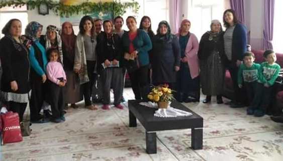 HEM ÖĞRENCİLERİ HUZUREVİNİ ZİYARET ETTİ