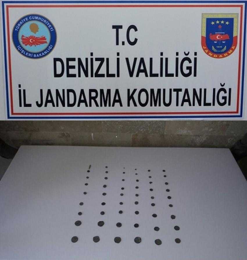 EL YAPIMI PATLAYICI İLE KAÇAK KAZI YAPIYORLARDI