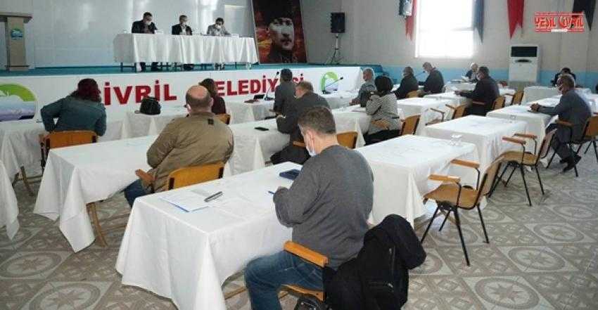 ÇİVRİL’DE TARİHE KAZANDIRILACAK ÇOK ESER VAR