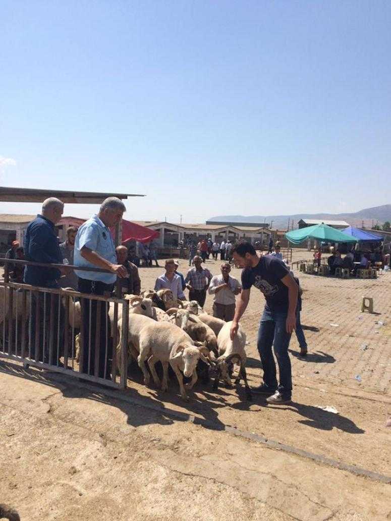 KURBAN PAZARINDA SIKI DENETİM
