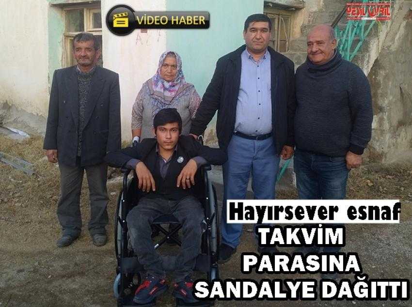 TAKVİM YERİNE TEKERLEKLİ SANDALYE DAĞITTI