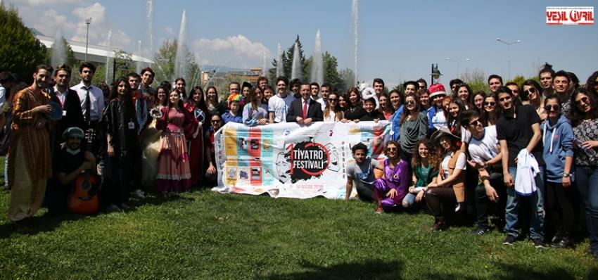 PAÜ’DE 10. TİYATRO FESTİVALİ BAŞLADI
