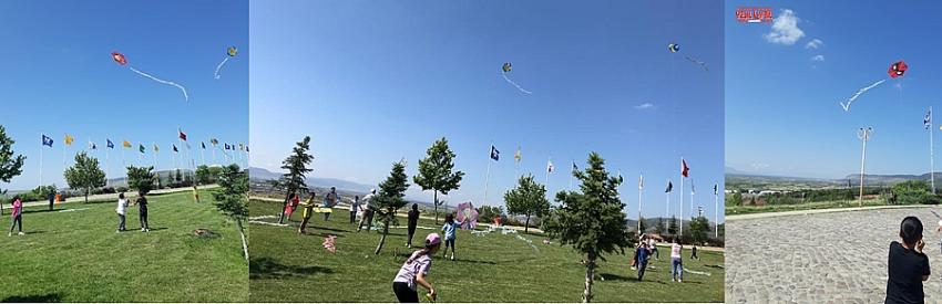 UÇURTMA ŞENLİĞİNDE ÇOCUKLAR MUTLULUKTAN UÇTU
