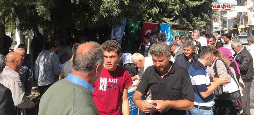 ÜLKÜCÜ GENÇLER AŞURE DAĞITTI