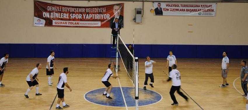 VOLEYBOL TURNUVASI BAŞLADI